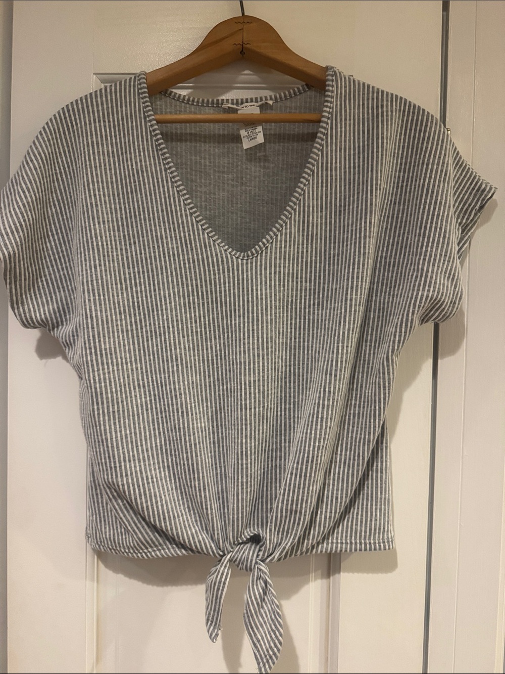 Caution To The Wind Gray & White Striped V‑Neck Tie Top NWOT